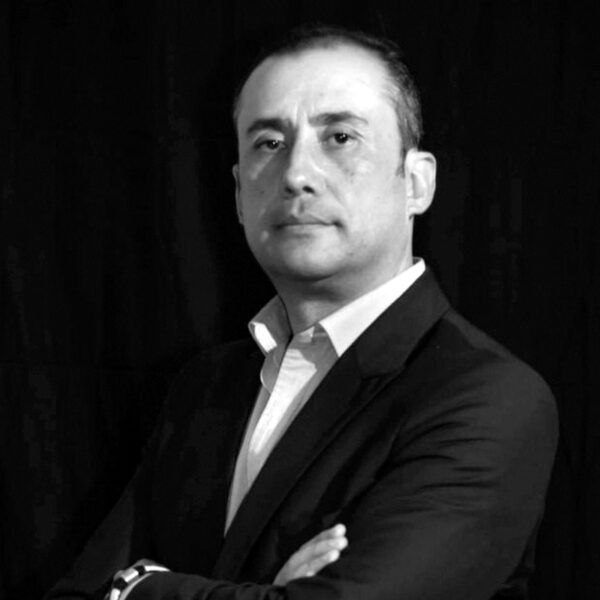 ROBERT WEB